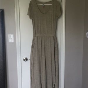 Comfy maxi dress